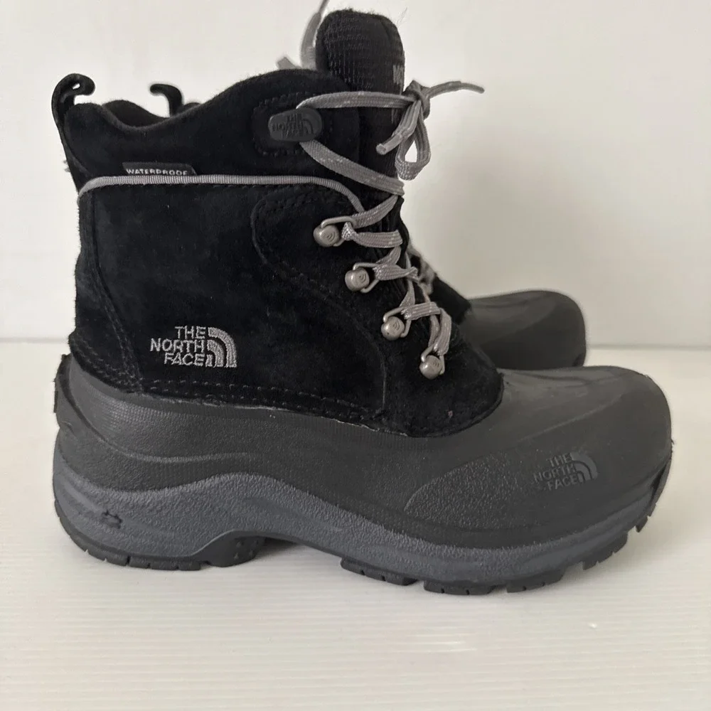 The North Face Heatseeker Waterproof Plus Black Lined Winter Boots Boys Size 5